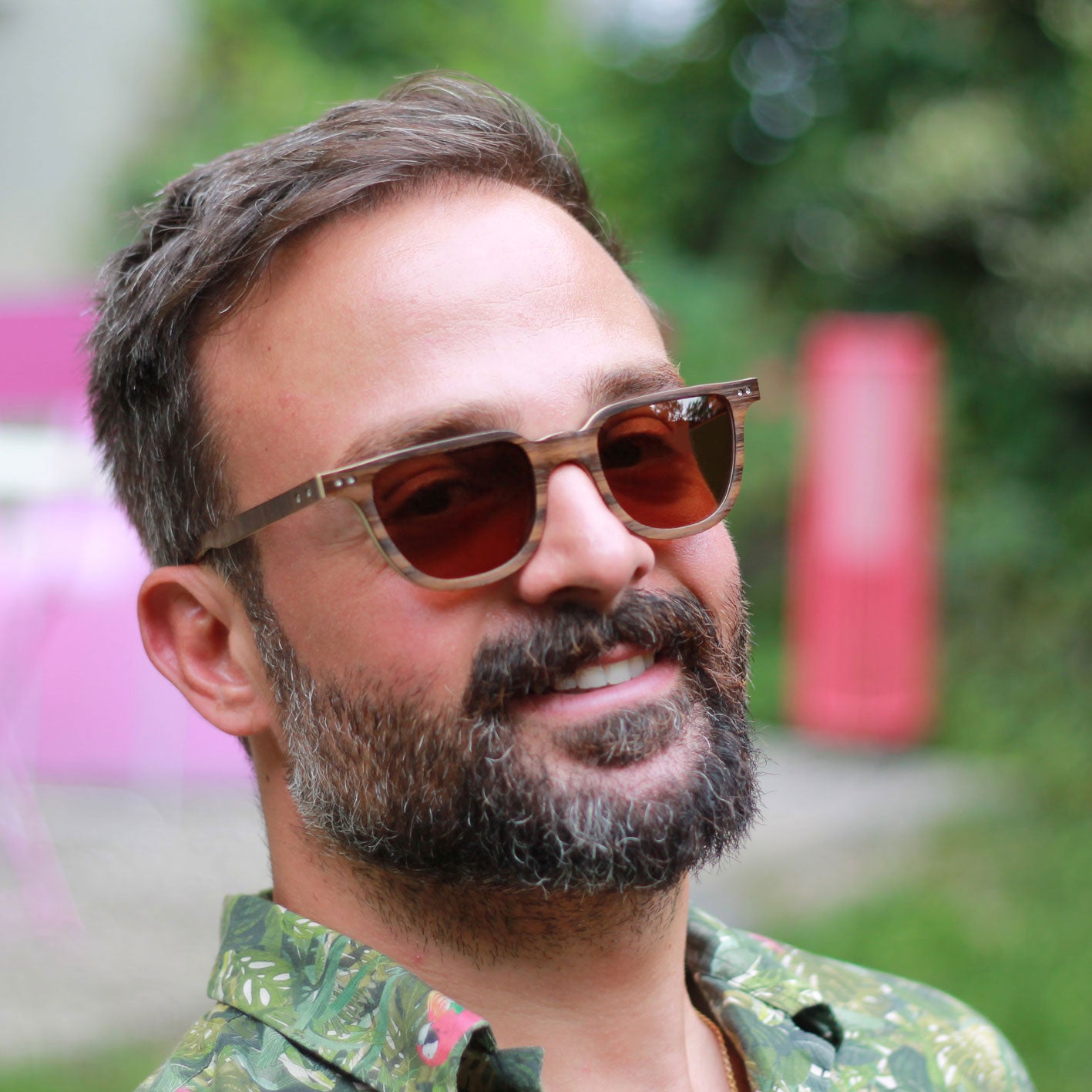 Lunettes de soleil en bois d'eucalyptus